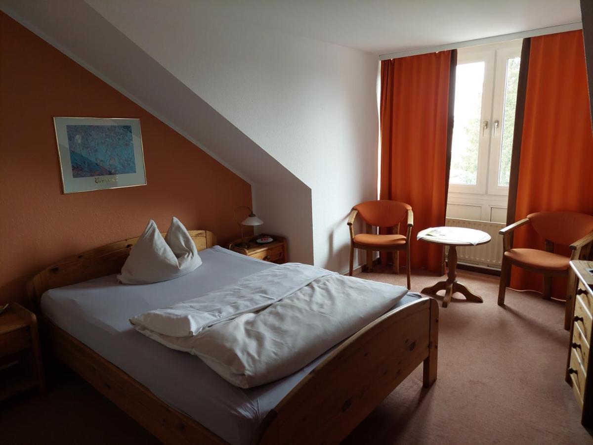 Neustädter Hof Hotel Garni Neustadt am Rübenberge Exteriör bild